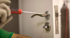 Levittown Locksmith Store Levittown, PA 215-716-7632 - 4a-Locksmith-Service